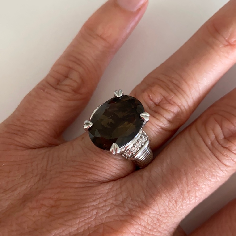 Ring